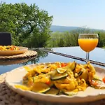 Sol Antemuralis Vendeghaz Holiday home *